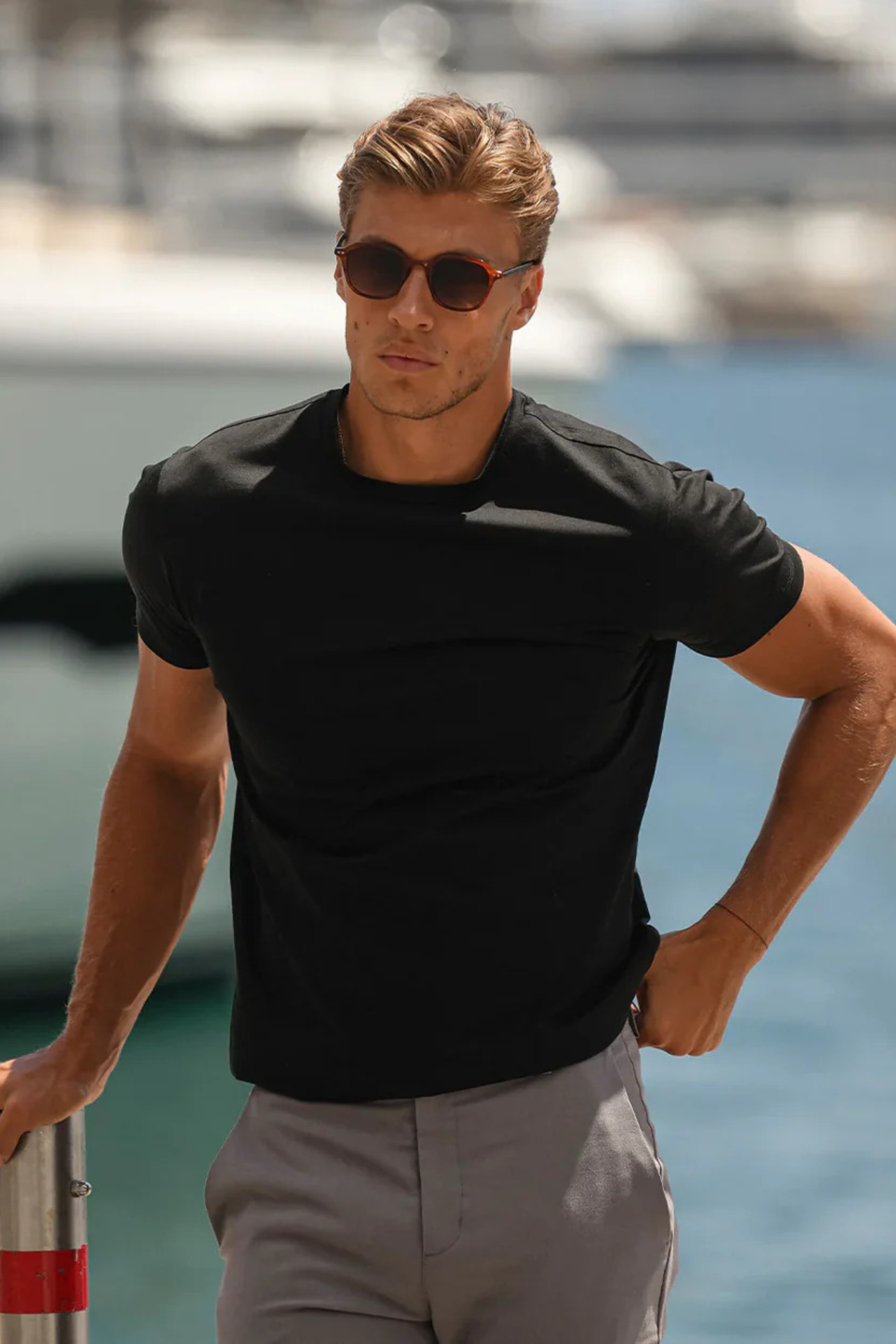 Oryzonwear Men's Black T-Shirt