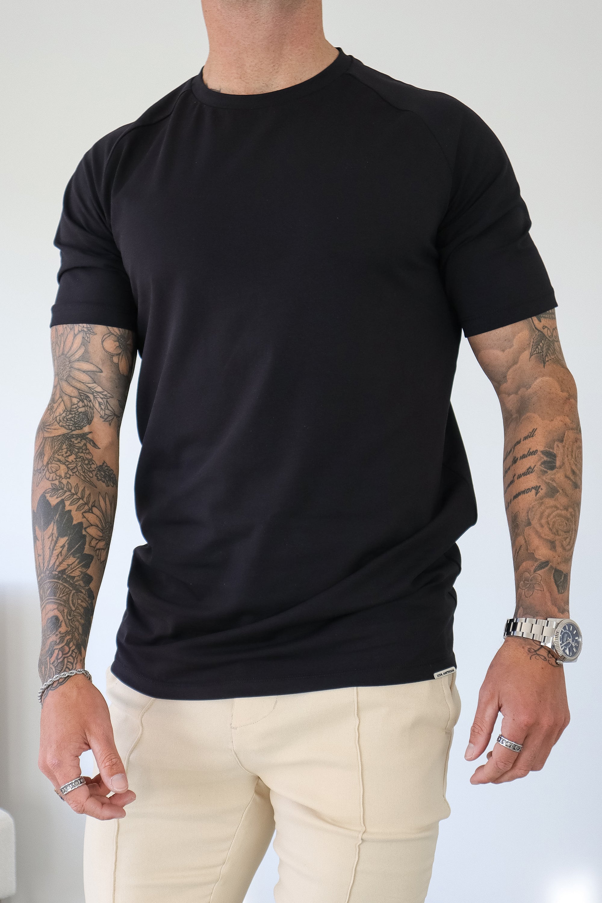 Oryzonwear Men's Black T-Shirt