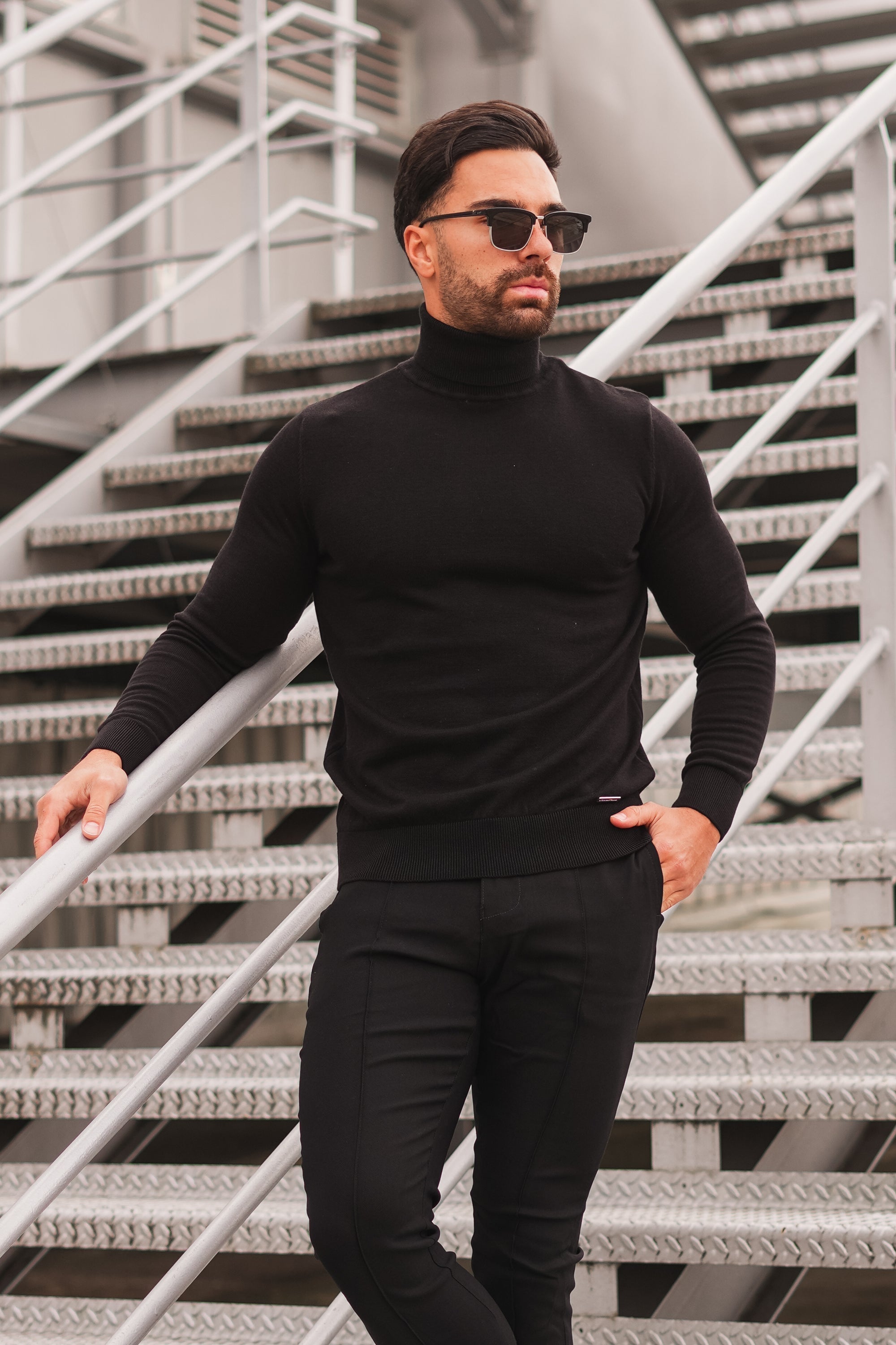 Oryzonwear Men's Black Sweater